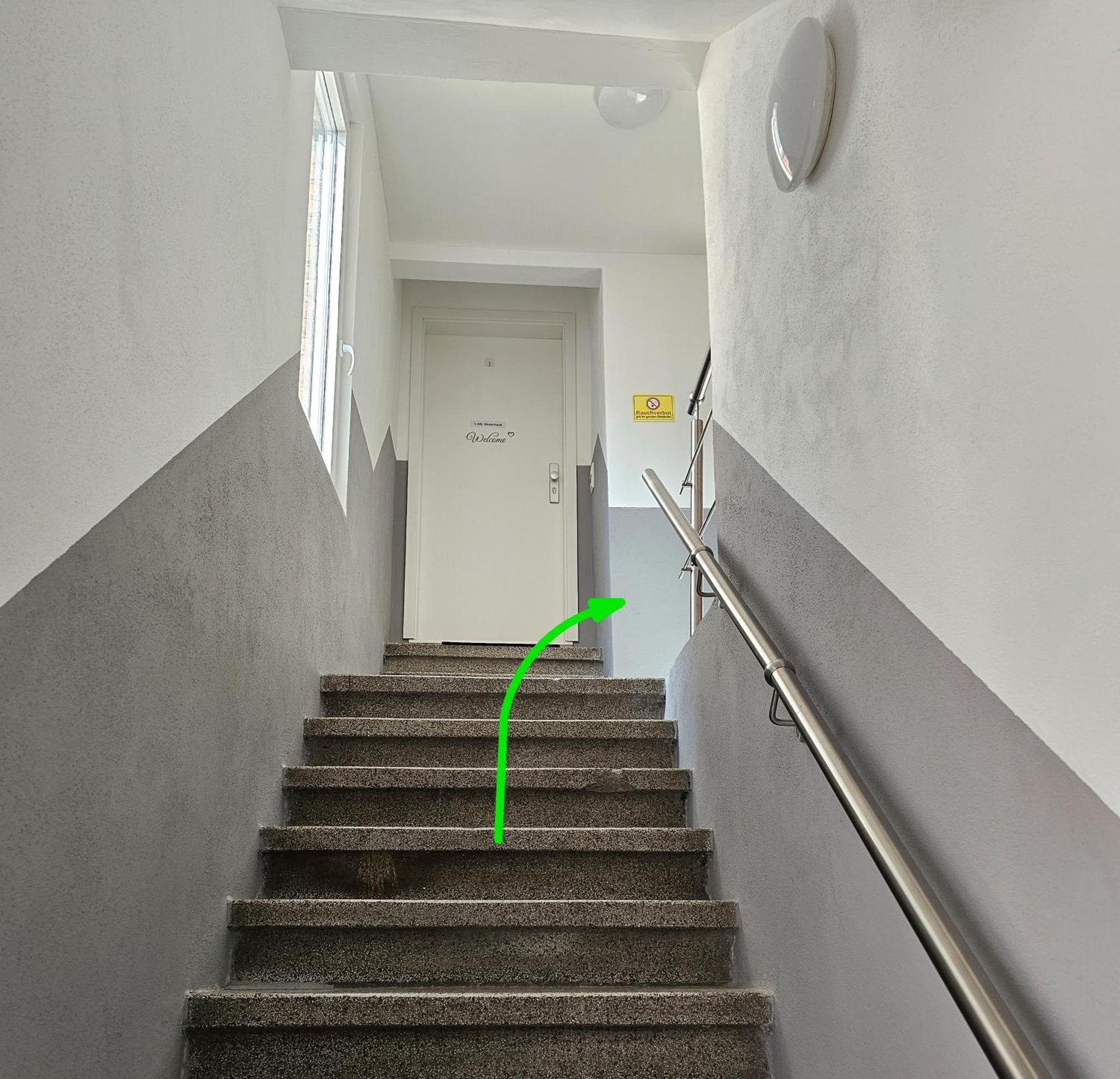 Schoene Grosse Ferienwohnung 79M2 Und 2 Baeder, Zentrumnah, 2Og Ерфурт Екстериор снимка
